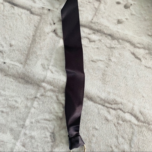 RADIANT Necklace - Picture 5 of 7